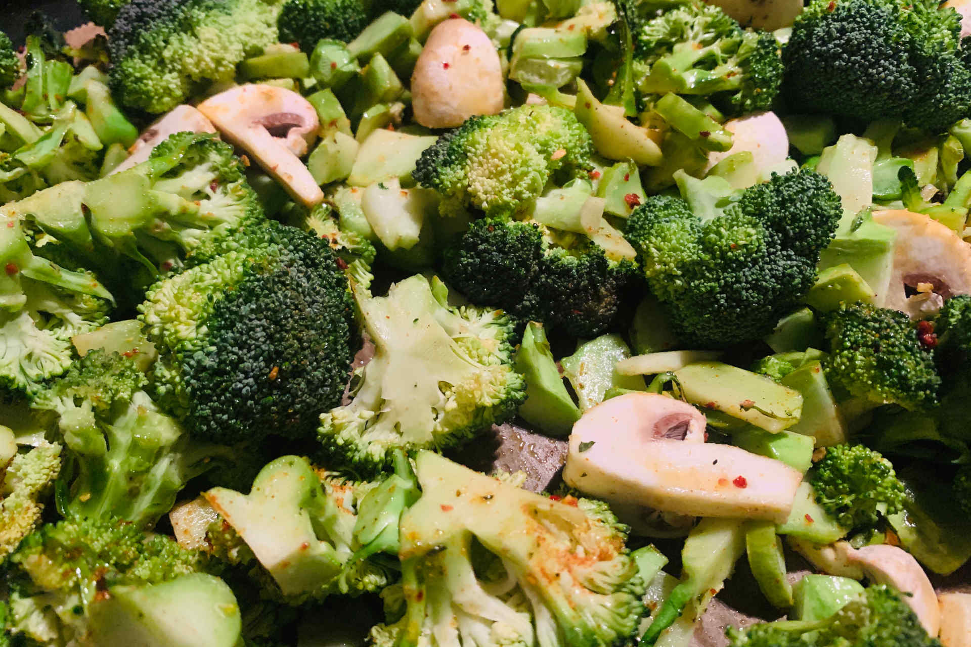Quick Broccoli and Mushroom Stir-Fry – image 1