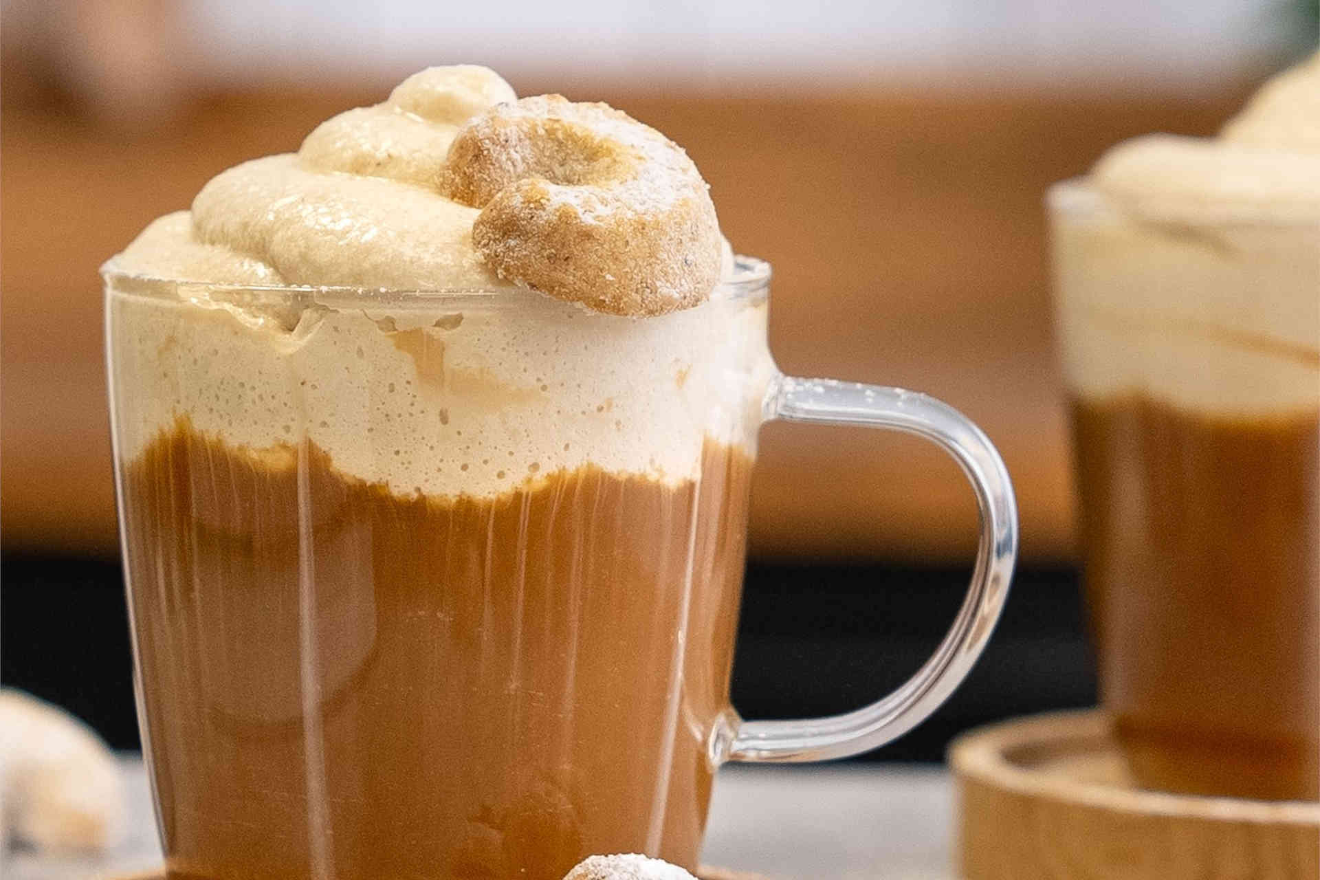 Buttery cookie flavor in coffee: vanilla crescent cookie topping