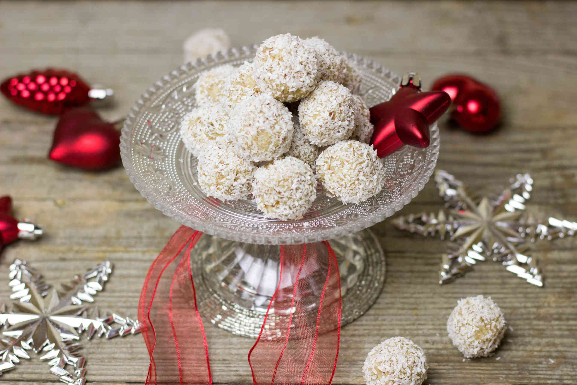 Kokoskugeln wie Raffaello – zarte Pralinen ohne Backen