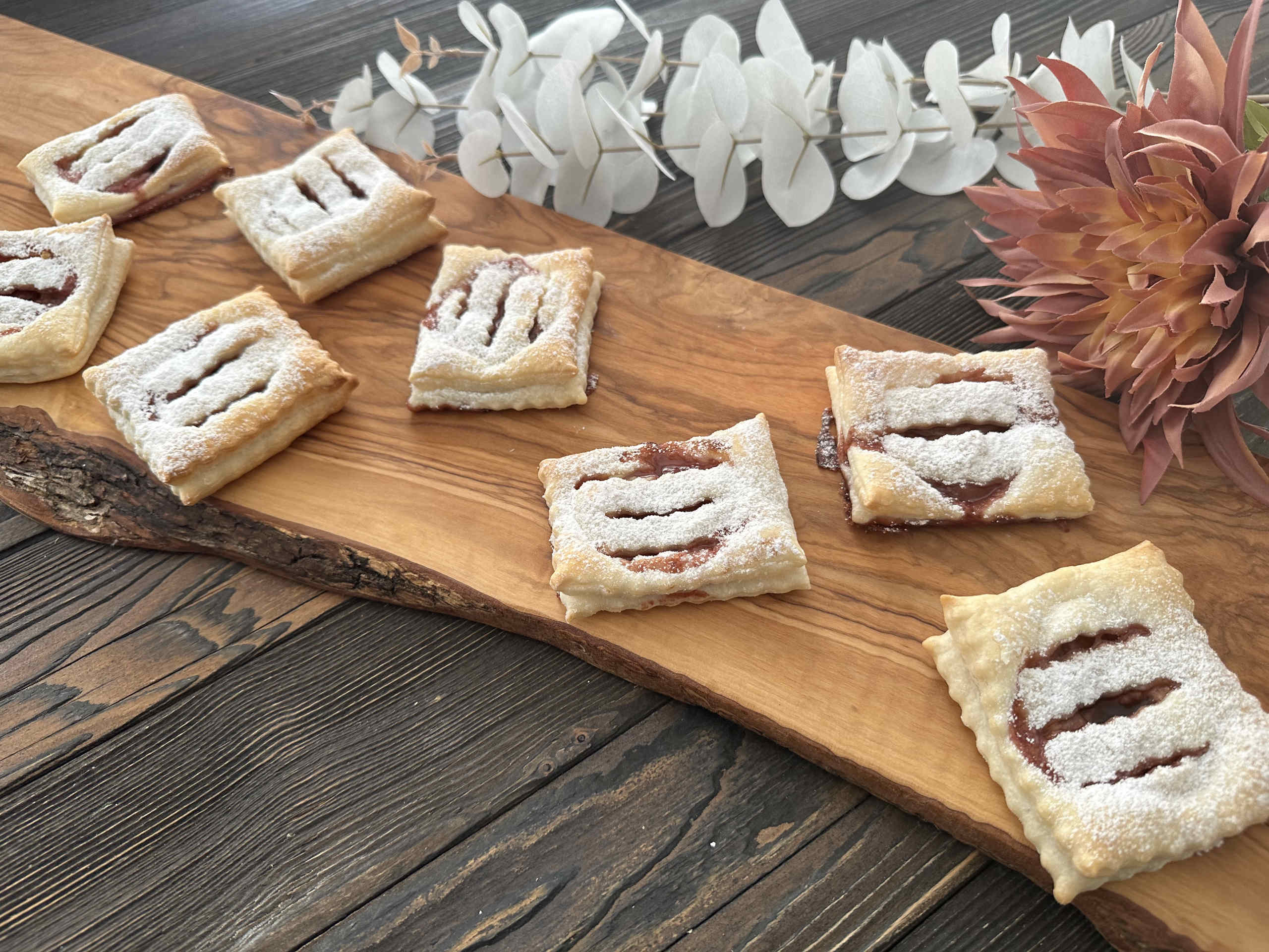 Puff Pastry with pudding – image 1