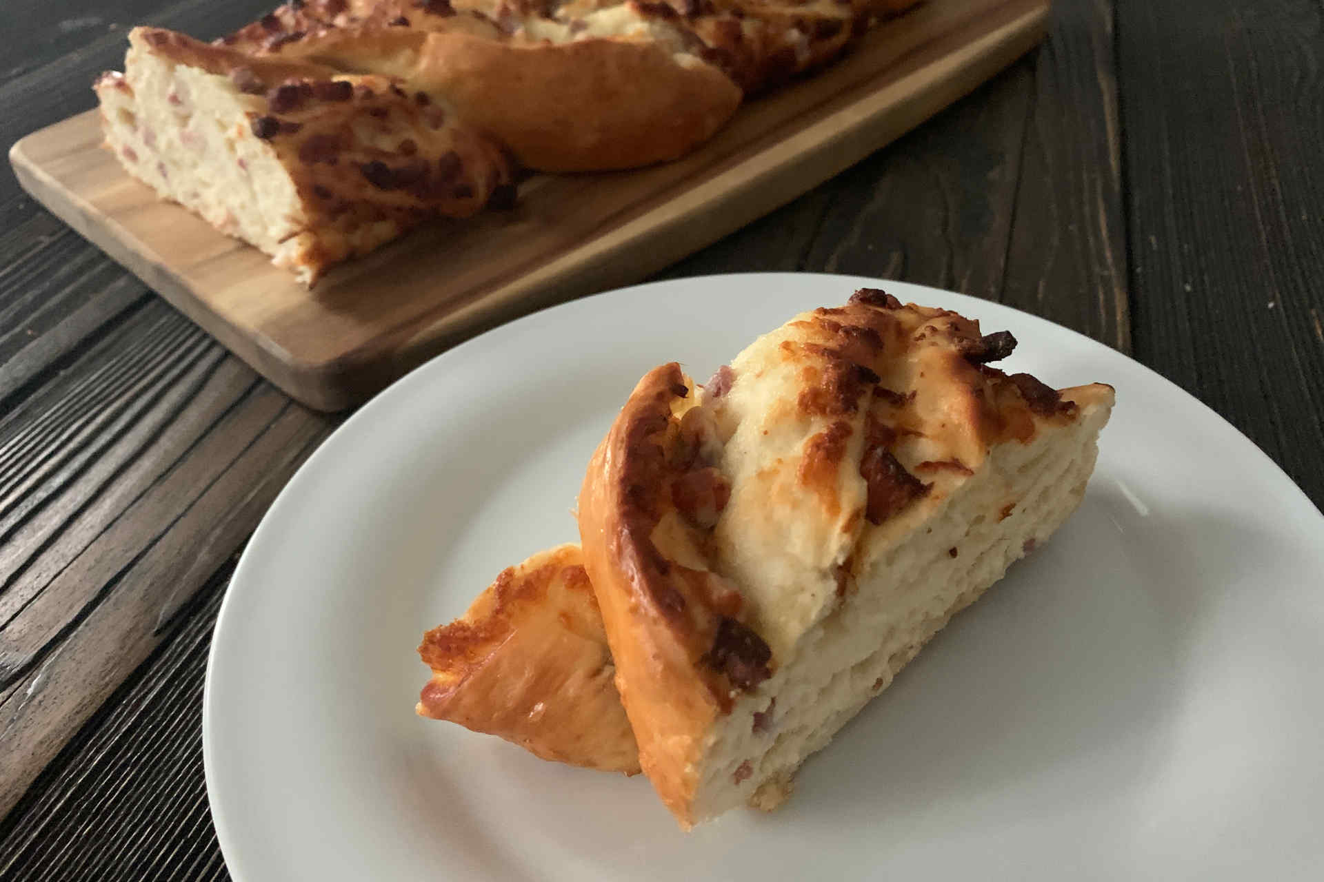 Hearty Filled Bread with Ham and Cheese: Swabian Yeast Braid