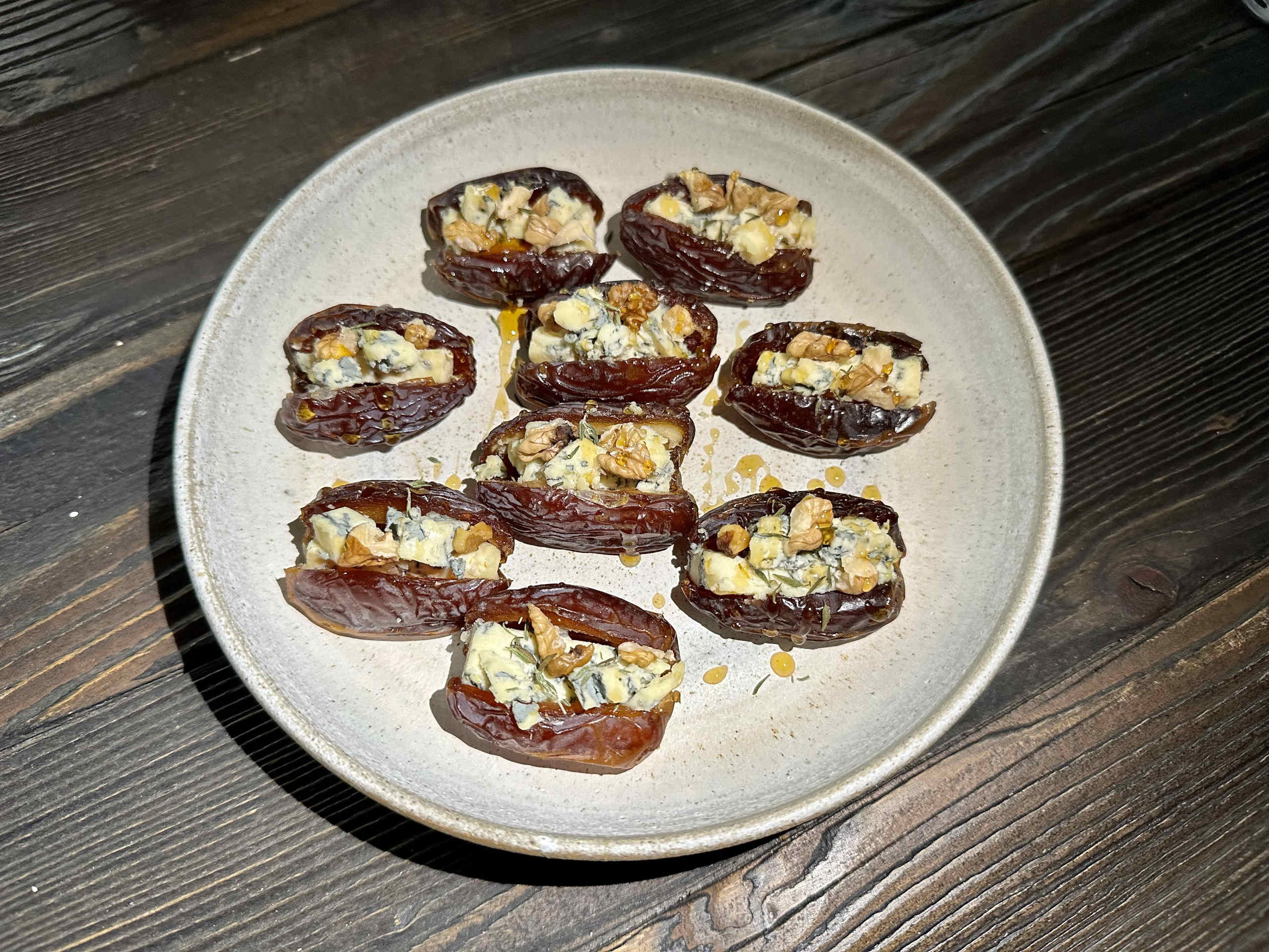 Stuffed dates with blue cheese