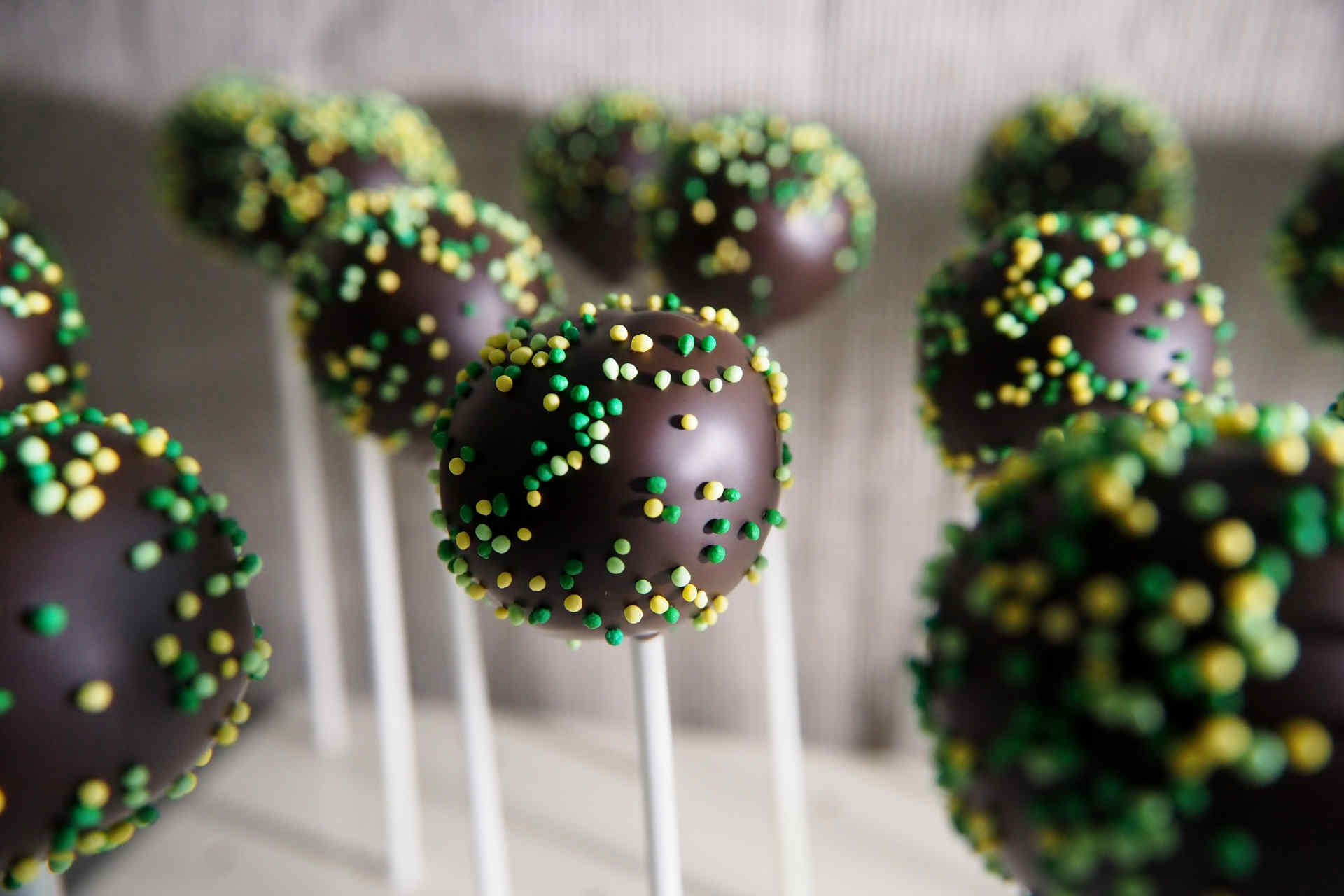 Cake pops with jam – image 1