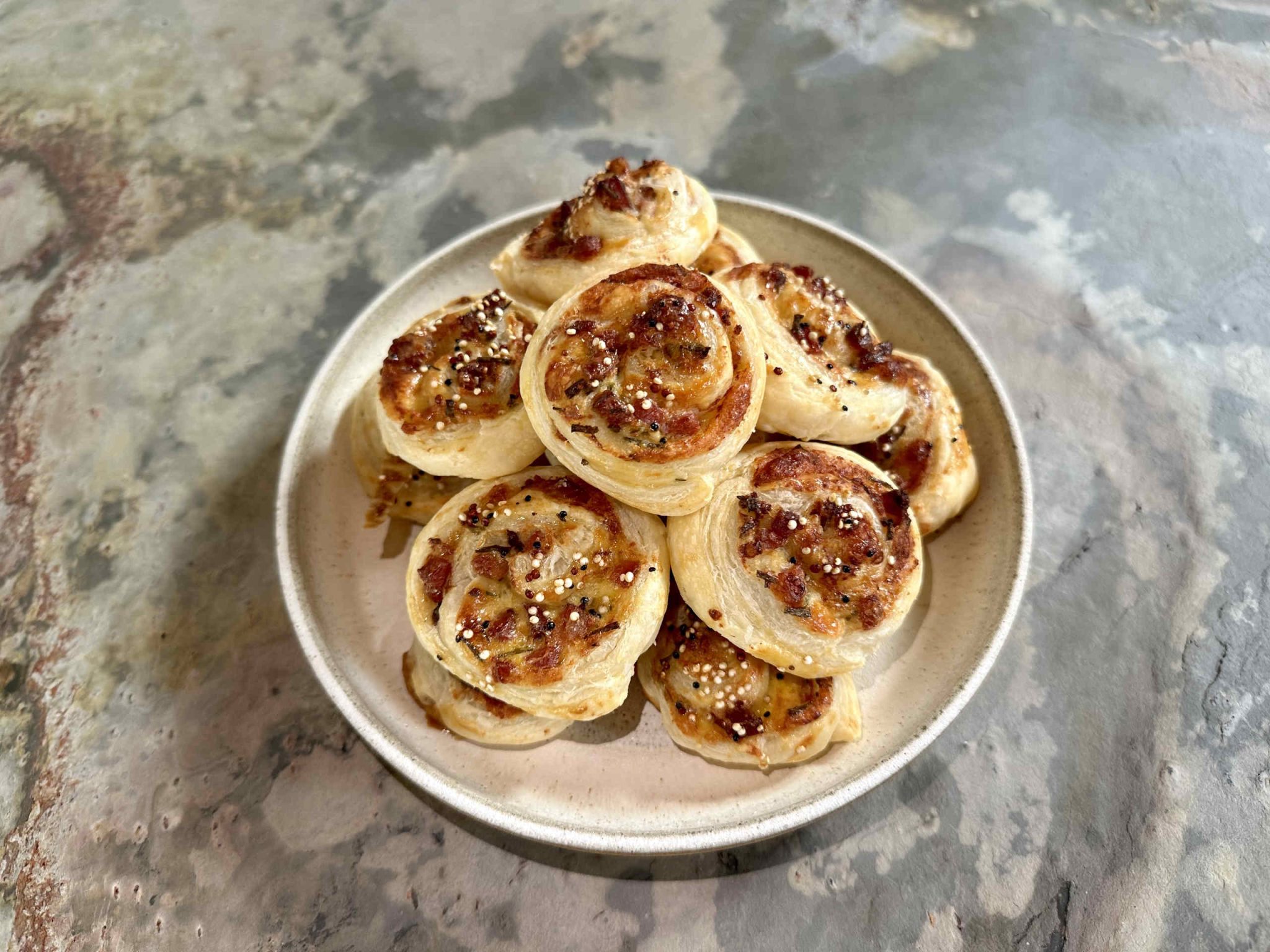 Blätterteig Schnecken - Alexandra Gorsche Blätterteig Schnecken - Alexandra Gorsche